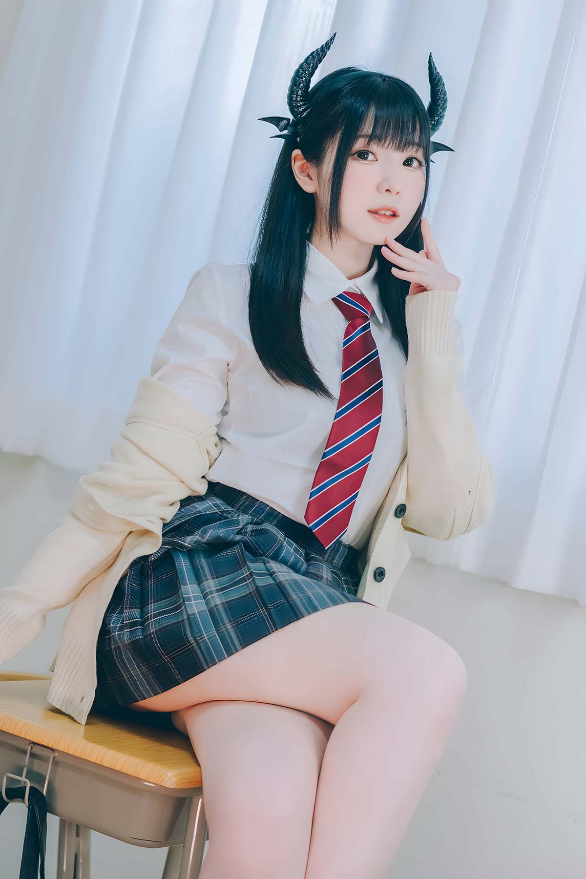 霜月shimo – 隣のサキュバス霜月さん！！vol.01