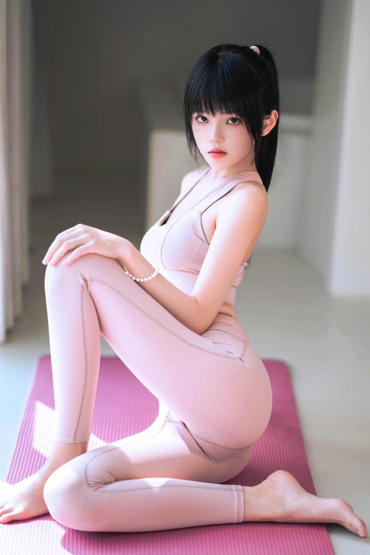桜桃喵 – 瑜伽服
